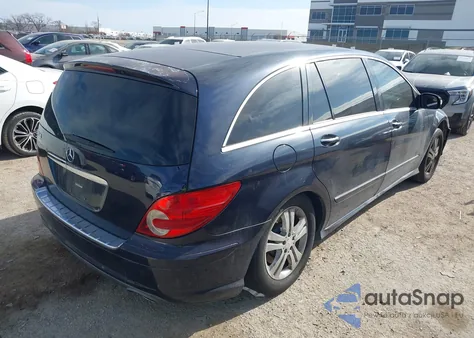 2008 Mercedes-Benz R 350 z USA, uszkodzony, nr VIN 4JGCB56E28A069832